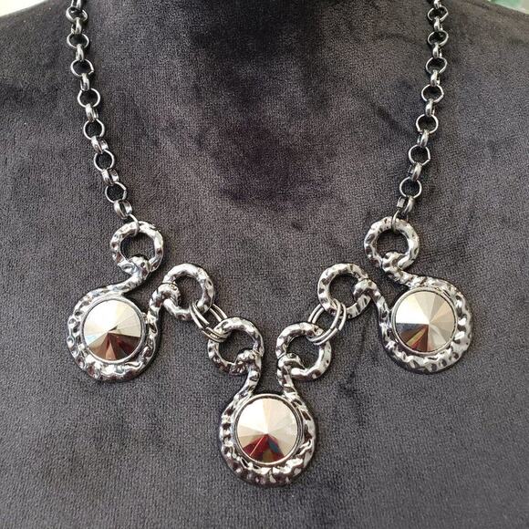 Womens Silver Three Dramatically Oil Spill Rhinestones Bib Necklace - Picture 1 of 6